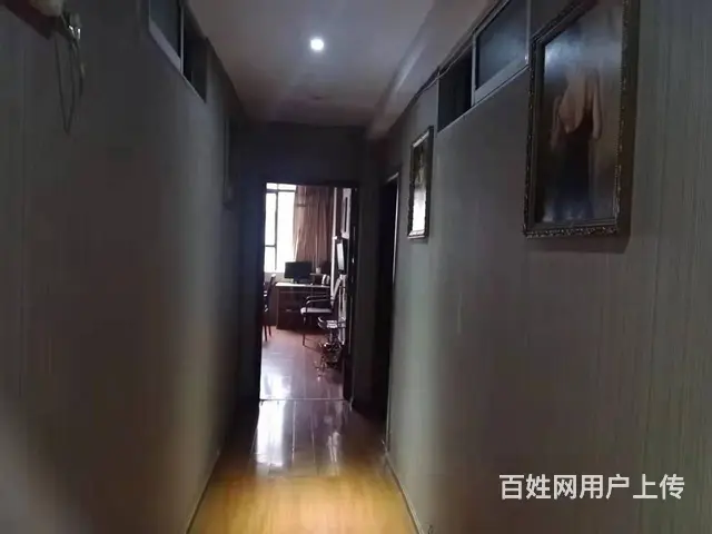 平昌县新平街东段300平宾馆转让 - 图片 1