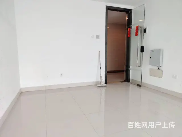 珠海市中心 白菜价高档写字楼 恒和中心 35㎡ 1800可租 - 图片 3