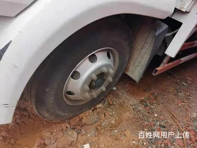 国五江淮单桥飞翼厢式车186马力7米8货厢 - 图片 7