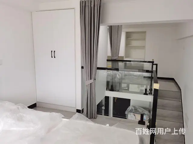 复式公寓出租 - 图片 4
