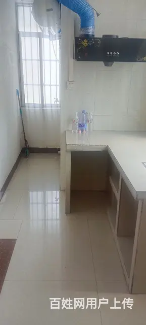 百色市爱新街崇贤巷60平米大单间配套出租 - 图片 2