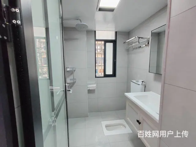 石阳  老一 中 精装三房拎包入住，满两年过户费低，业主诚售 - 图片 1