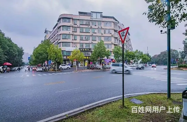 大众传媒旁临街精装餐馆房东直租 6472 - 图片 12