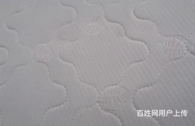 闲置九成新床垫转让 - 图片 1