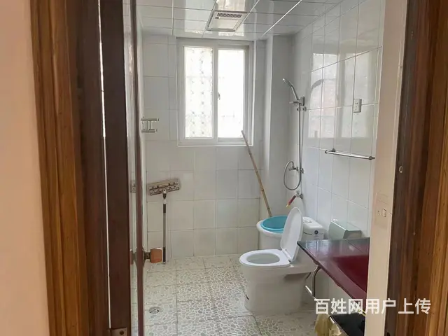 焦东南路 ，一楼，双气，风神小区，出门天河公园 - 图片 5