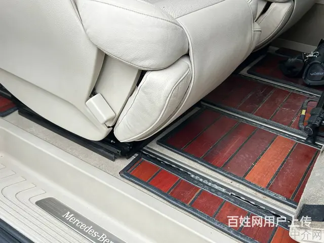 奔驰V级 2017款 V 260 2.0T 手自一体 尊贵版 - 图片 11