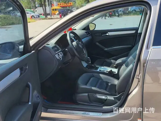 大众 帕萨特 2015款 1.8TSI 双离合 尊荣版 - 图片 3