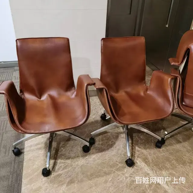 低价出售办公椅，办公桌老板台书柜会议桌椅，包送装 - 图片 1