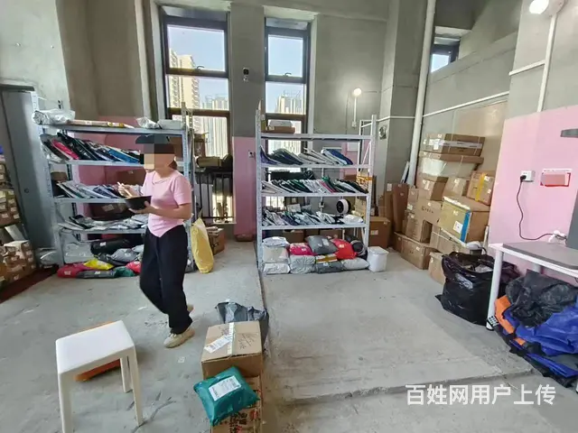 开福区珠江花园快递站点+片区1.5万低价转让 9630 - 图片 1