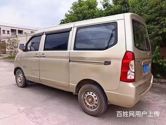 14年五菱荣光V面包车 - 图片 5