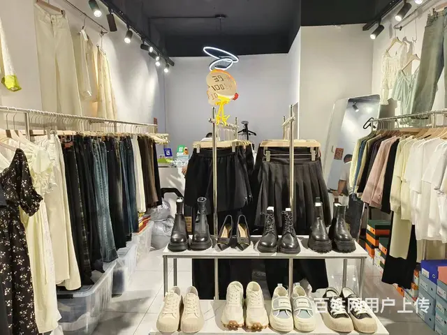 房东直转开福区兴联母山小区新装服装店转让（除重油烟）9639 - 图片 5