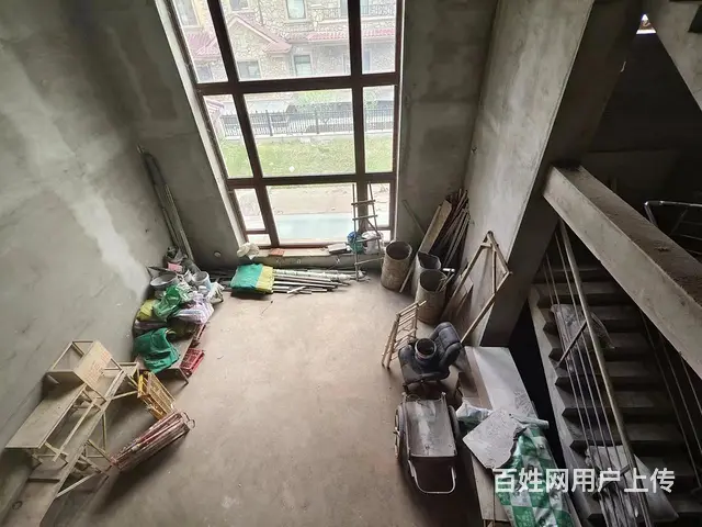盛和天下别墅 1000米独栋型 八间套卧 300平花园 车库 - 图片 2