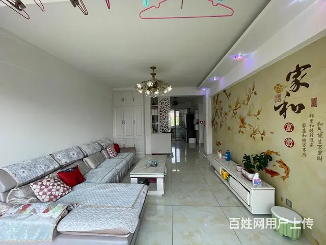 疏港路小学一中，光大领仕4楼，86平，两室通厅格局，精装修拎 - 图片 1