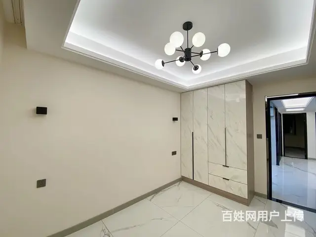 首付22万住市中心三室精装
银领国际17楼95平三室一卫，采 - 图片 4