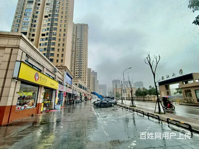 （老板本人）滨江小学出入口日营3000零食店优价转让6145 - 图片 6