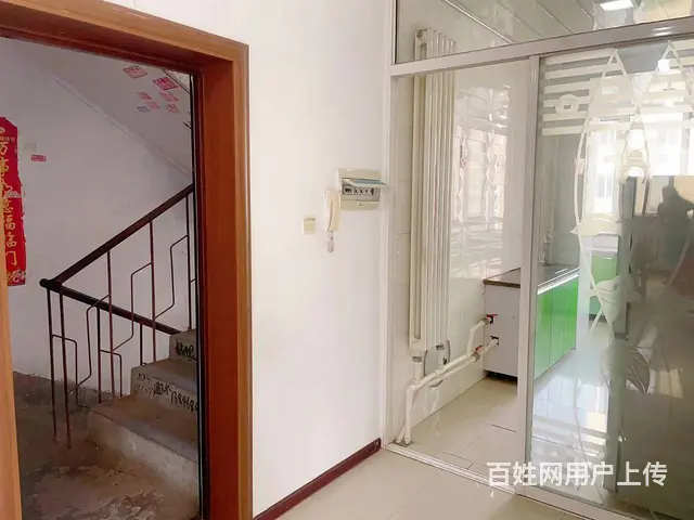 民族小区3楼一室一厅600一个月 - 图片 1