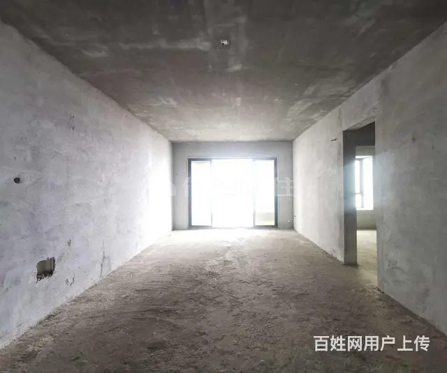 漂亮的电梯复试楼 8房4卫2厨260平米可改2套4房 - 图片 8