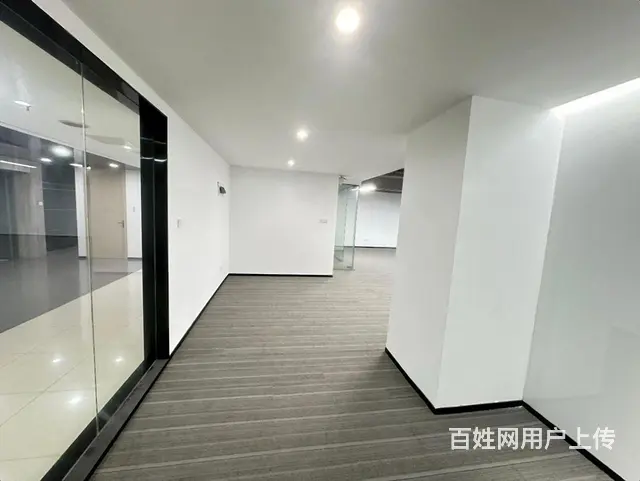 上城区三堡，三堡产业大厦，精装出租，户型正气，采光通透！ - 图片 4