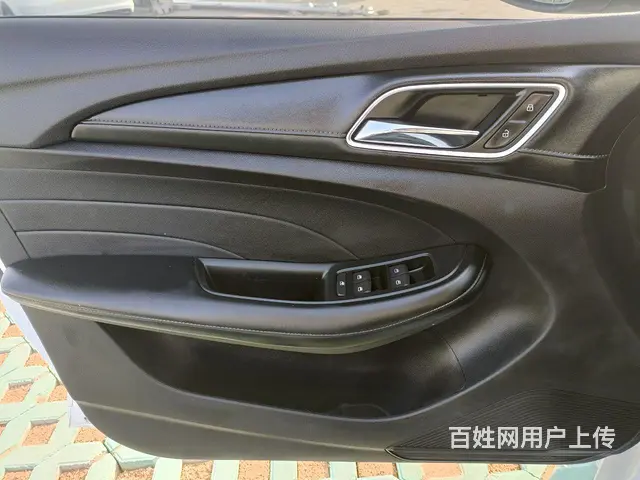荣威i5 2019款 Ei5 豪华版 - 图片 11