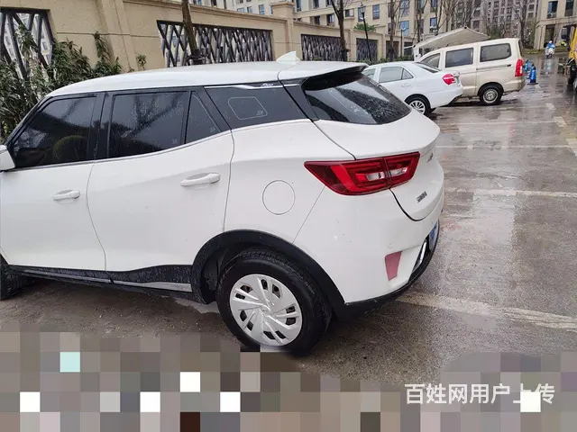 众泰T300 2017款 1.5T 无级 尊享型双色 - 图片 4