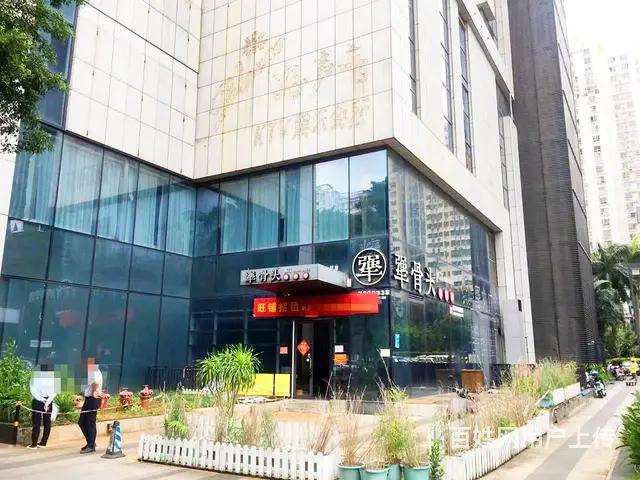 (51旺铺推荐）世贸滨海大道231平带院子铺面直租 - 图片 1