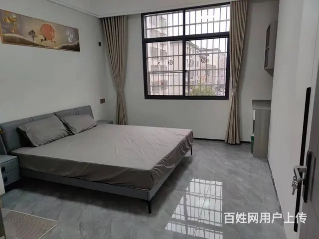 上高锦园小区四楼精装四房两卫送家具近新城区及二中广场 - 图片 1