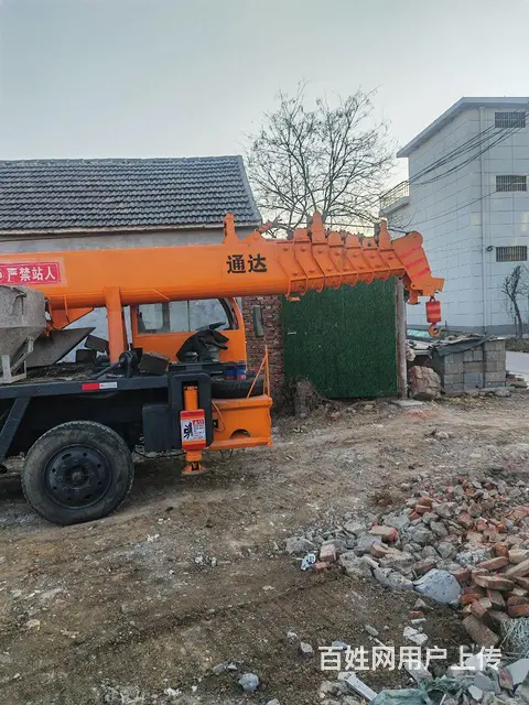 通达的12吨变形金刚吊车 - 图片 2