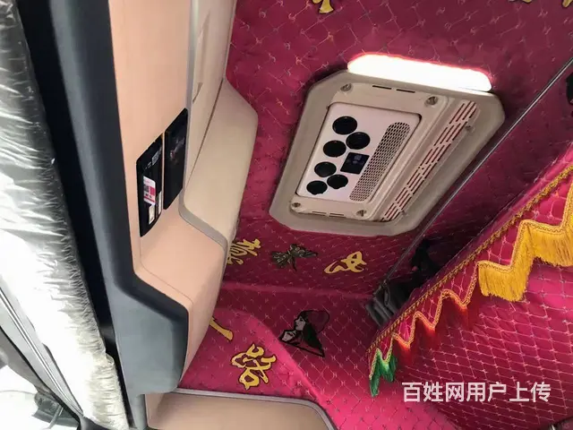 二手牵引车21年8月份的重汽豪沃TH7国五手动挡 - 图片 7