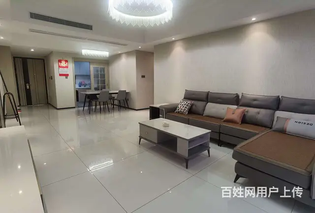 拱北国维中央广场电梯精装3房2厅出租，租价5800。近关口 - 图片 2