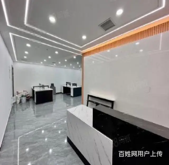 骨折价正大国际CPL180平精装修 正对电梯口 双开门3加1 - 图片 1