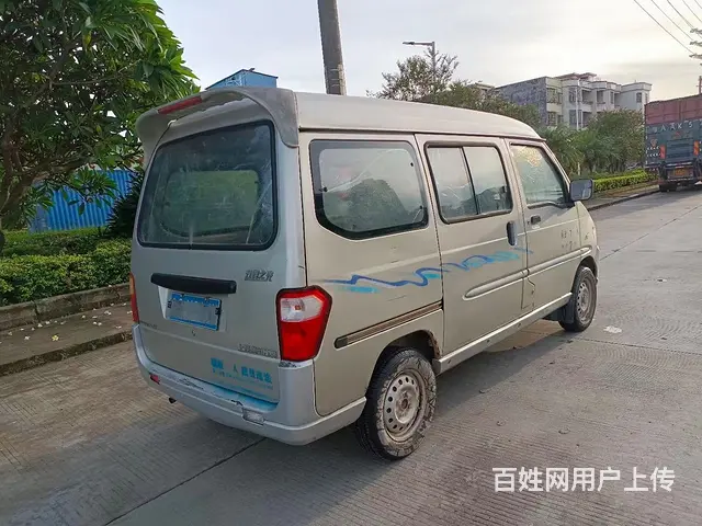 五菱之光面包车 - 图片 7