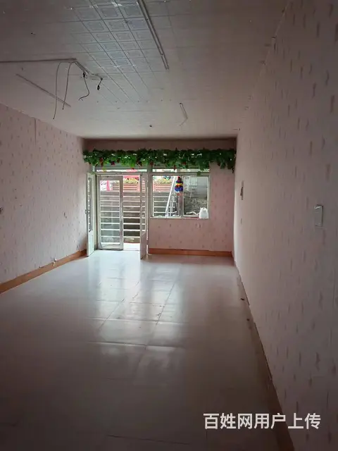 出售西林宾馆对面半地下商服店铺 - 图片 1