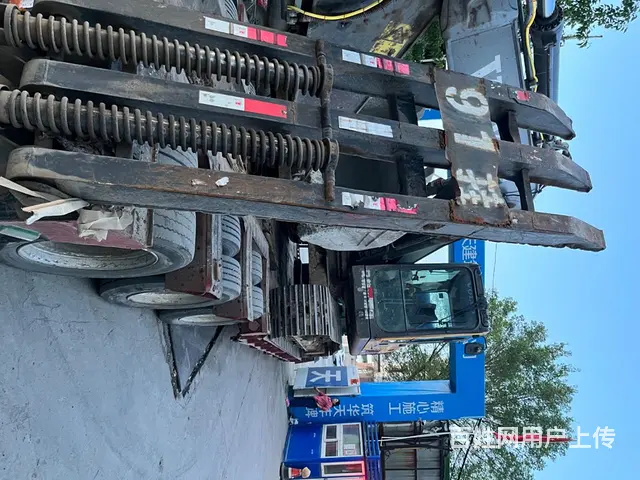 豪沃重型低平板半挂拖车 - 图片 1