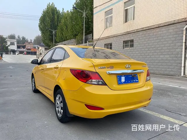 现代 瑞纳 2010款 瑞纳-三厢 1.4 手动 GS 舒适 - 图片 5
