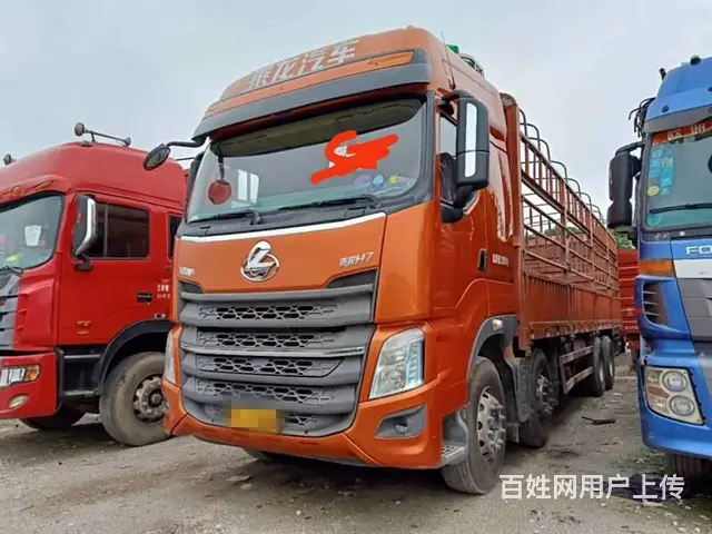 18年东风柳汽乘龙H7 385马力前四后八高栏车 - 图片 3