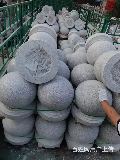 批发各规格路障石球，尺寸多种，现货可联系卸车 - 图片 1