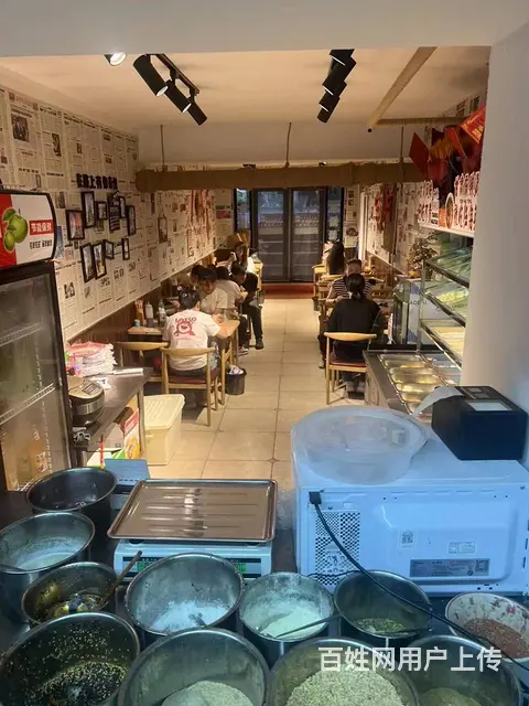 【搞定了！】松花江边步行街霞曼街麻辣烫出兑转让繁华地段客流量 - 图片 8