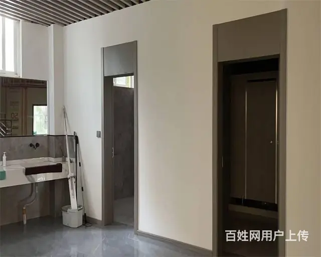(同城搜铺网)滨江大道500平装修公司转让（可空转） - 图片 4