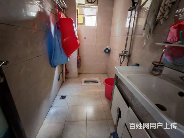容州新城，3房2厅2卫，电梯靓楼层，售价58万 - 图片 8