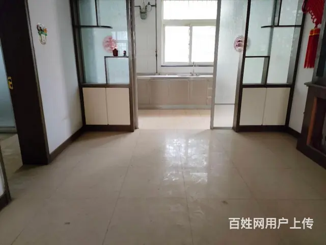 正阳路上138平1楼，南北通透带地上车库，可贷款 - 图片 4