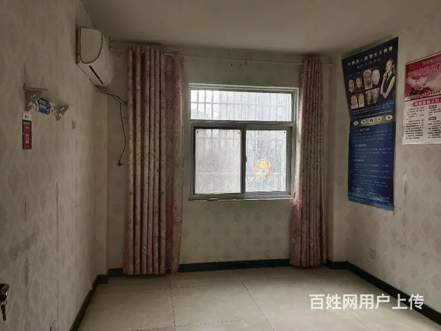 靠近学校，交通便利，随时看房 - 图片 1
