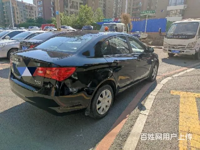 荣威 荣威350 2010款 350S 1.5 自动 讯达版 - 图片 9