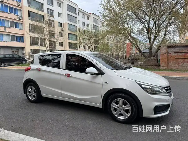 2017宝骏310 - 图片 8