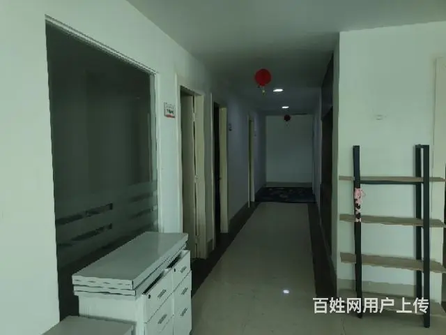 380平 城中交通枢纽 无中介费 - 图片 4