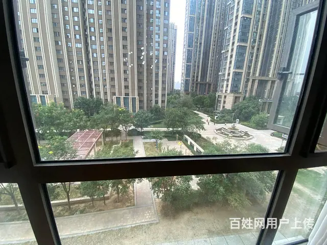 珠江路  升龙城  入住一年的精装两室  随时看房 - 图片 11