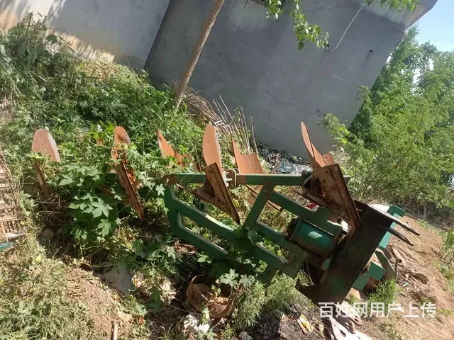两个430翻转犁，家庭自用，没地了转让 - 图片 1