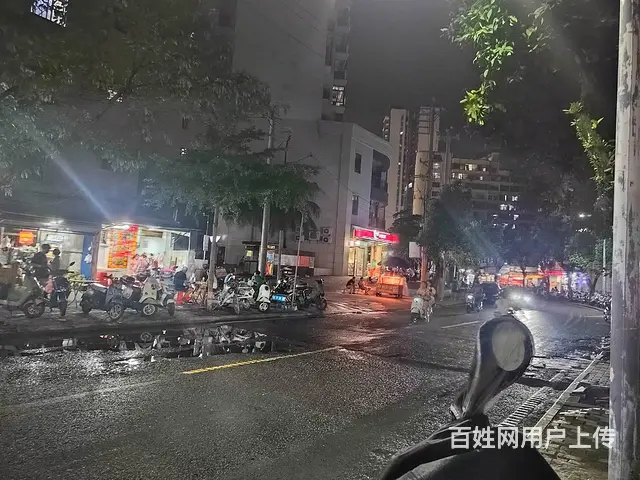 （51旺铺推荐）龙华二横路60平餐饮转让 - 图片 10