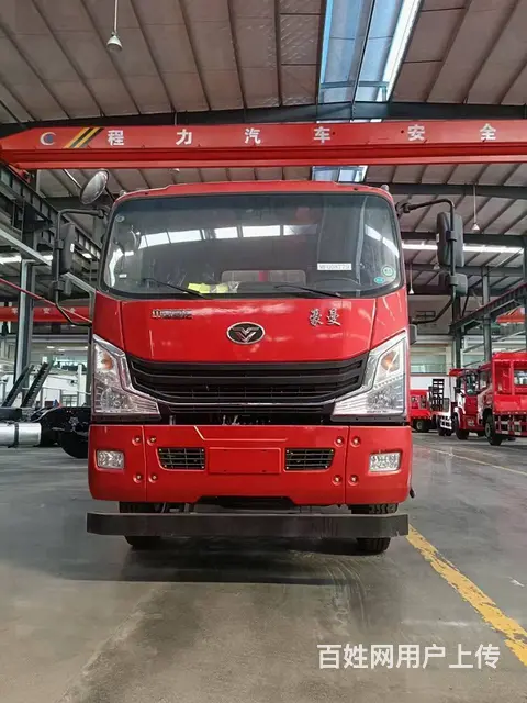 重汽平板运输车厂家直销包送车 - 图片 1