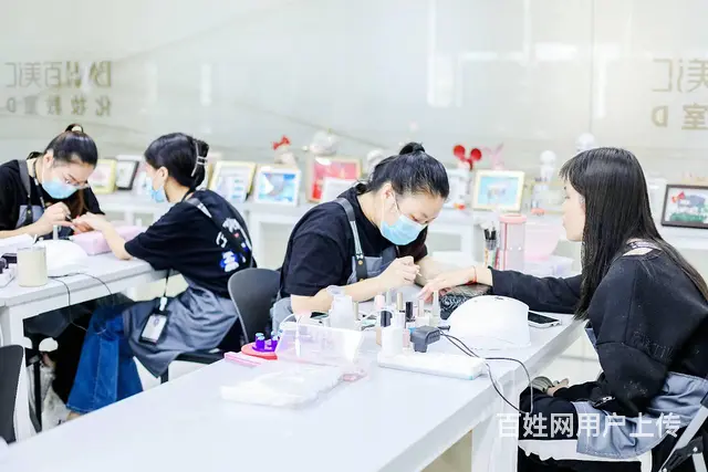 学美甲来百美汇学校 - 图片 2