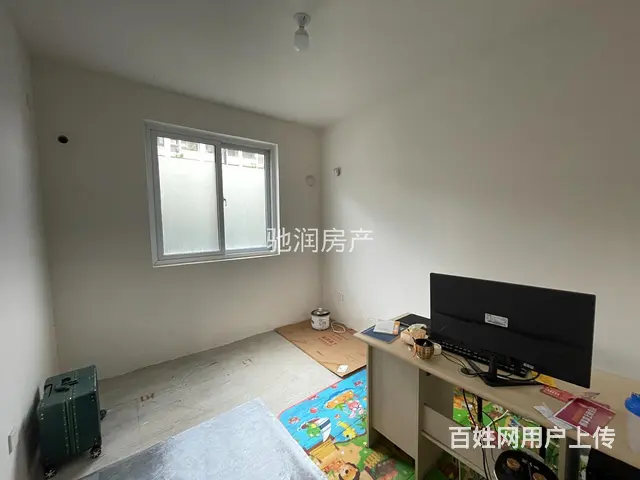 美的城 毛坯一楼带院三室 即买即装修 业主换房 亏本急急急售 - 图片 4